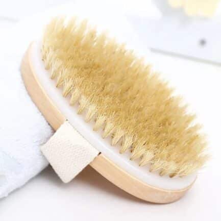 Cepillo de Sisal y Madera Para exfoliar el cuerpo en la ducha
